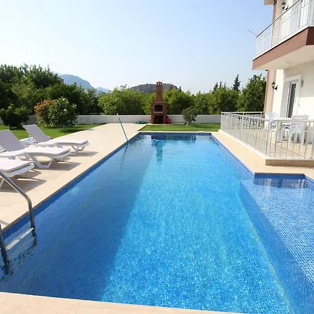 Serpil Villa *