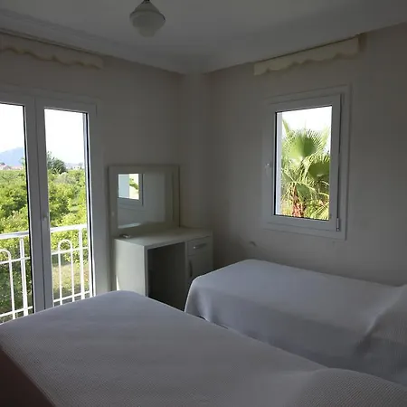 Serpil Villa