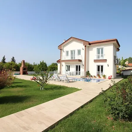 Serpil Villa *
